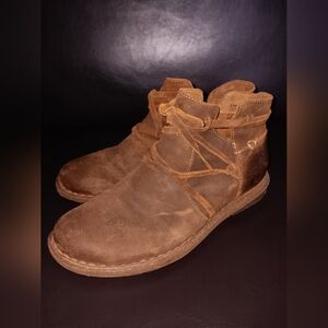 Born Boots Womens 8.5 Tarklin Ankle Booties Brown Suede Casual Round Toe
